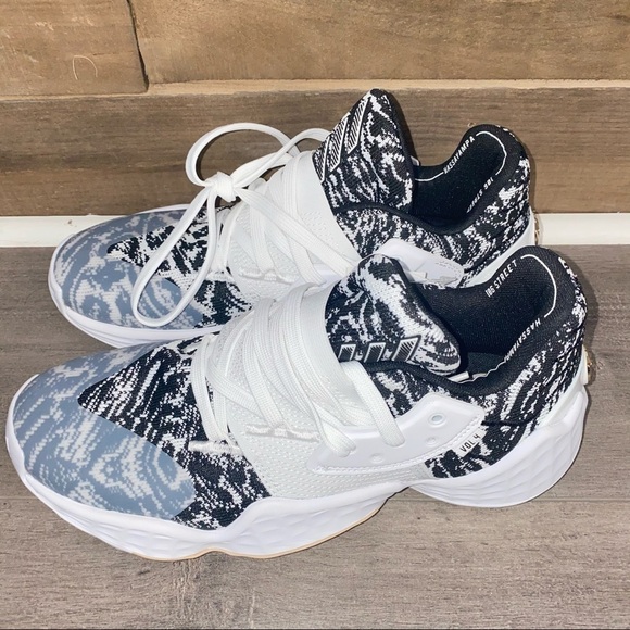 Adidas Harden VOL 4 Cookies & Cream - Picture 1 of 9